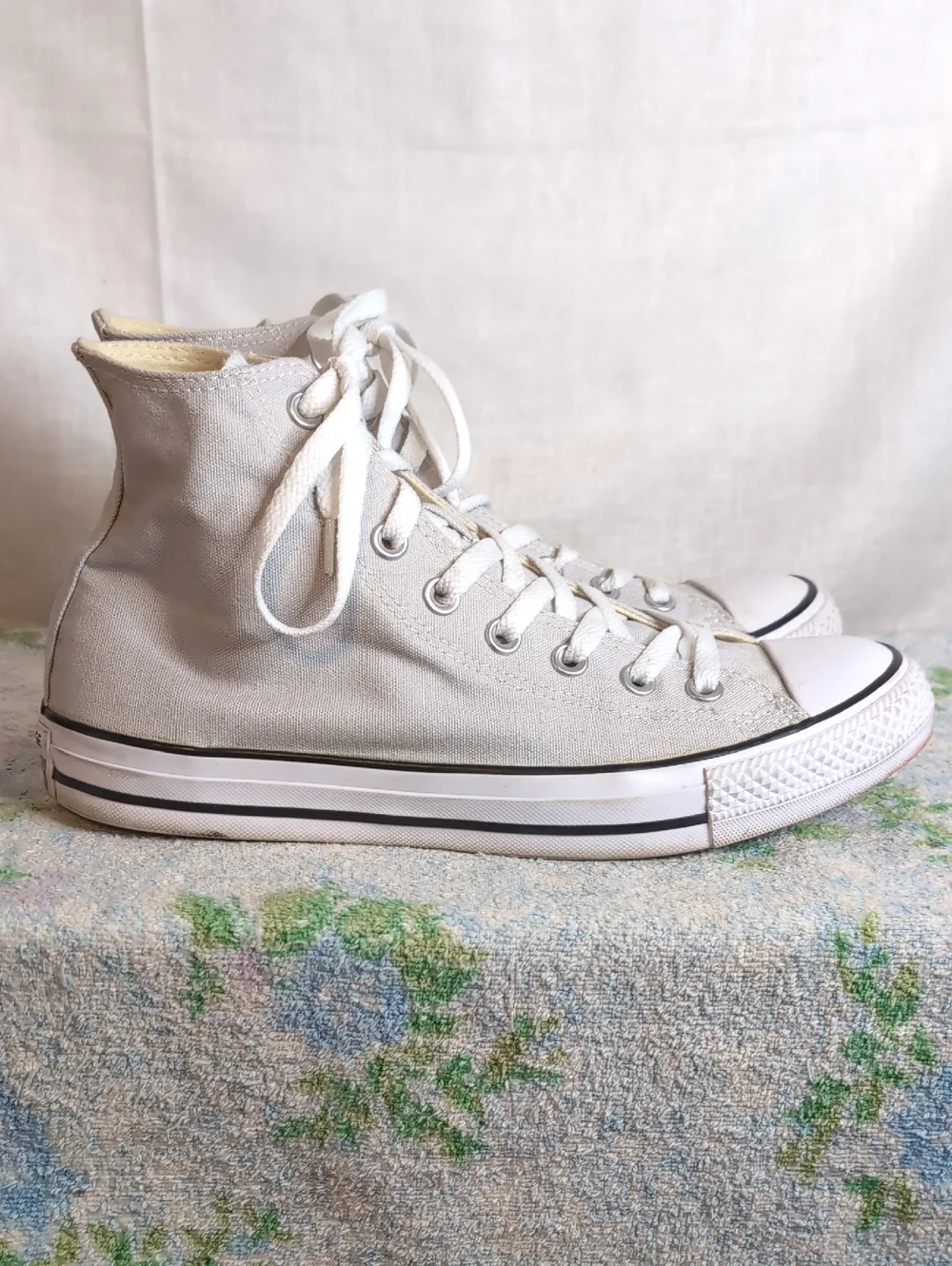 Silver Converse hi-top sneakers men's 8 - Picture 4 of 8